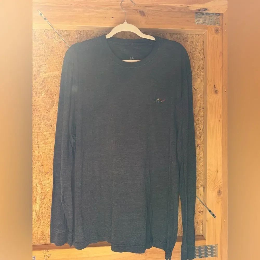 Greg Norman Collection Charcoal Long Sleeve Tee